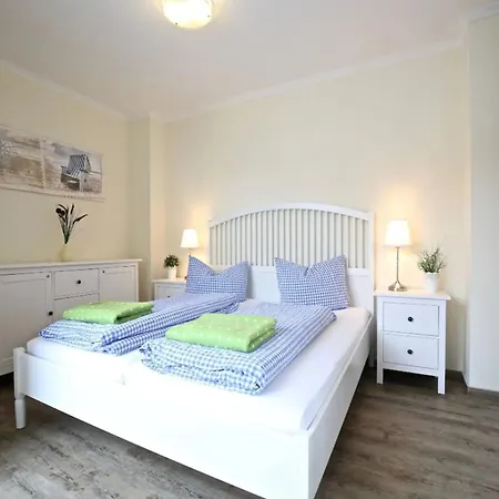 Strandvilla Marina 18